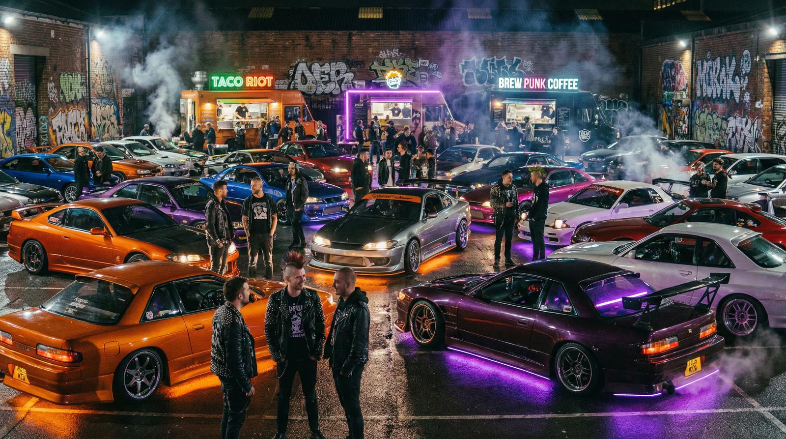 黑丝改装工作室